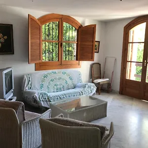 Casa-b- Pequeño Conjunto Adosados La Caleta-Guardia